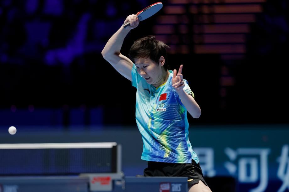 乒乓球单打世界杯1/8决赛 王曼昱横扫对手晋级8强